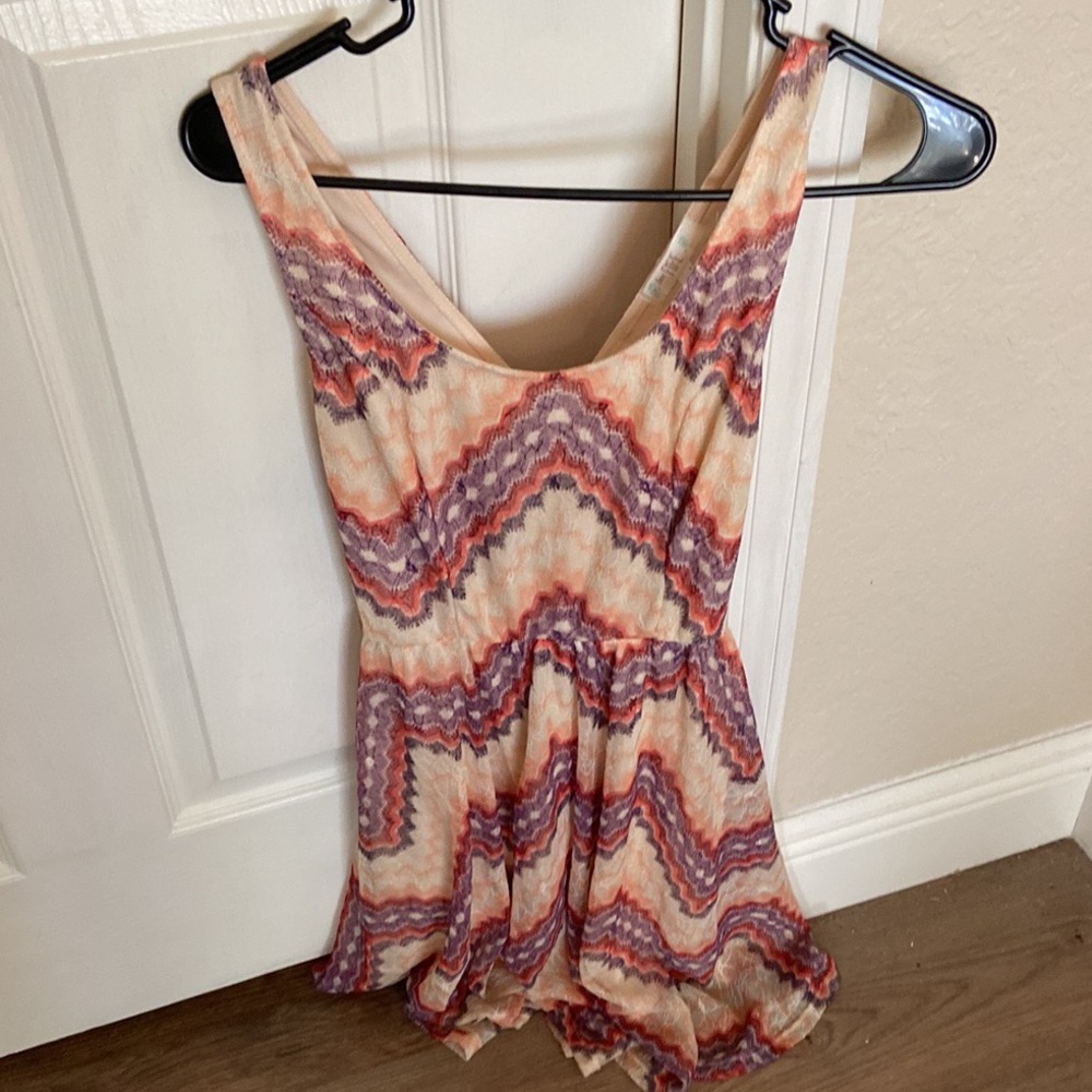 Backless pink patterned sundress